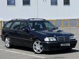 Mercedes-Benz C 320 1997 года за 2 850 000 тг. в Алматы – фото 2