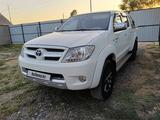 Toyota Hilux 2007 годаfor7 500 000 тг. в Аксай – фото 2