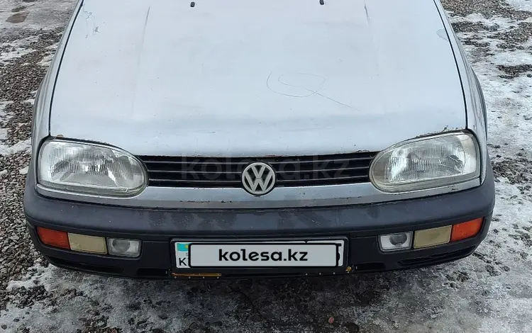 Volkswagen Golf 1993 годаүшін1 200 000 тг. в Алматы