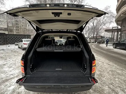 Land Rover Range Rover 2018 года за 55 000 000 тг. в Алматы – фото 22