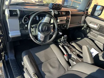 Toyota FJ Cruiser 2007 года за 12 000 000 тг. в Актобе – фото 5