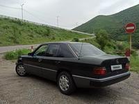 Mercedes-Benz E 200 1992 года за 950 000 тг. в Алматы