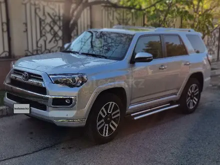 Toyota 4Runner 2023 года за 32 500 000 тг. в Алматы – фото 3