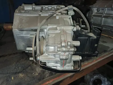 Раздатка 2TR, 1GR, 1KD, 1GD, 2UZ, 1UR, 3UR FE, 1FZ, V35A АКПП двигатель за 250 000 тг. в Алматы