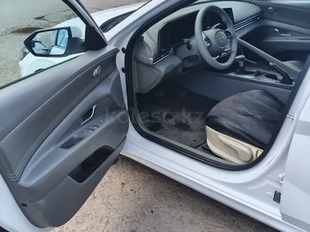 Hyundai Elantra 2022 года за 8 000 000 тг. в Астана – фото 12
