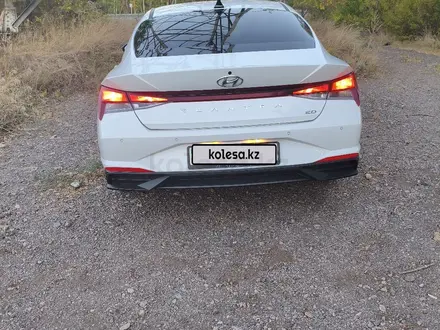 Hyundai Elantra 2022 года за 8 000 000 тг. в Астана – фото 4
