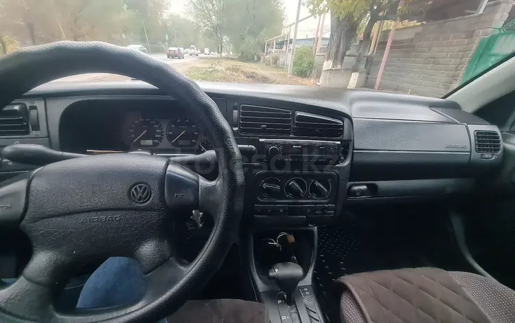 Volkswagen Golf 1998 годаүшін1 800 000 тг. в Алматы