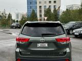 Toyota Highlander 2019 года за 12 500 000 тг. в Алматы – фото 5