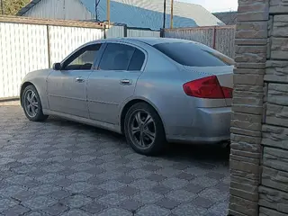 Infiniti G35, 2005