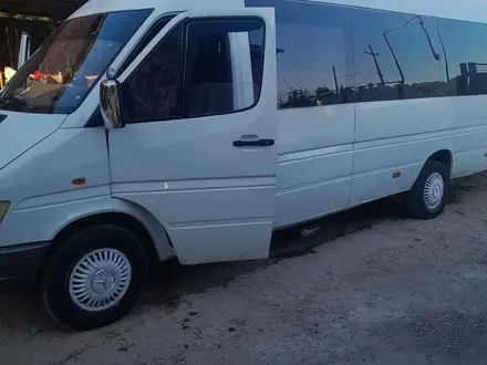 Mercedes-Benz Sprinter 1998 года за 3 600 000 тг. в Тараз – фото 4