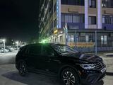 Volkswagen Tiguan 2022 года за 11 700 000 тг. в Алматы