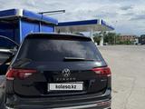Volkswagen Tiguan 2022 года за 9 900 000 тг. в Алматы – фото 5