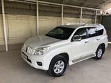 Toyota Land Cruiser Prado 2013 года за 17 500 000 тг. в Актобе – фото 2