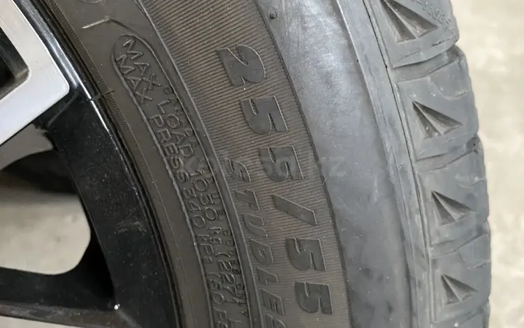 255-55R18 Bridgestone за 130 000 тг. в Алматы