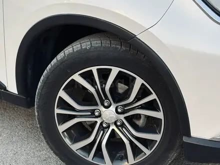 Mitsubishi Outlander 2016 года за 9 200 000 тг. в Алматы – фото 3