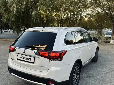 Mitsubishi Outlander 2016 года за 9 200 000 тг. в Алматы