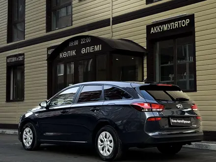 KIA K5, Camry, Sonata, Tucson, Sportage авто Бизнес класса в Астана – фото 37