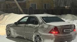 Mercedes-Benz C 230 2004 года за 2 700 000 тг. в Актобе – фото 4