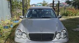 Mercedes-Benz C 230 2004 года за 2 700 000 тг. в Актобе