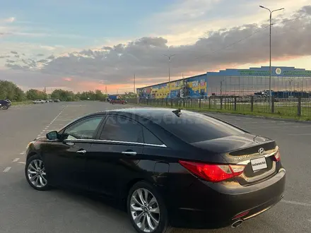 Hyundai Sonata 2013 года за 4 000 000 тг. в Уральск – фото 4