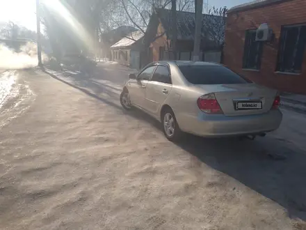Toyota Camry 2005 года за 6 500 000 тг. в Актобе – фото 12