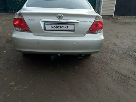 Toyota Camry 2005 года за 6 500 000 тг. в Актобе – фото 22