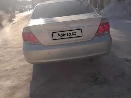 Toyota Camry 2005 года за 6 500 000 тг. в Актобе – фото 10