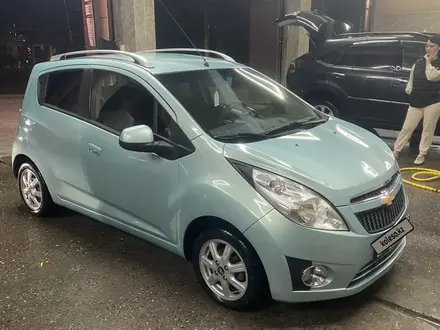 Chevrolet Spark 2010 года за 3 500 000 тг. в Шымкент – фото 3