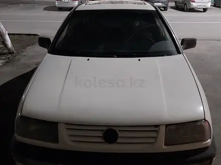 Volkswagen Vento 1993 года за 1 100 000 тг. в Шымкент – фото 5