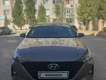 Hyundai Accent 2021 года за 8 500 000 тг. в Актобе