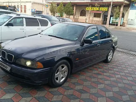 BMW 525 2001 года за 3 250 000 тг. в Шымкент – фото 2