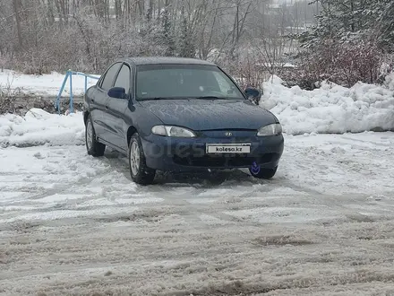 Hyundai Elantra 1995 года за 500 000 тг. в Щучинск – фото 6