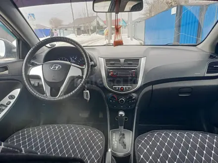 Hyundai Solaris 2011 года за 4 200 000 тг. в Актобе – фото 7