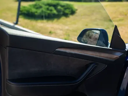 Tesla Model Y 2023 года за 19 000 000 тг. в Алматы – фото 22