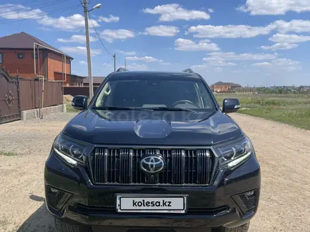 Toyota Land Cruiser Prado 2021 года за 37 500 000 тг. в Актобе – фото 3