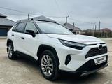 Toyota RAV4 2025 года за 20 000 000 тг. в Уральск – фото 2