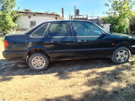 Volkswagen Passat 1995 года за 1 200 000 тг. в Уральск – фото 3