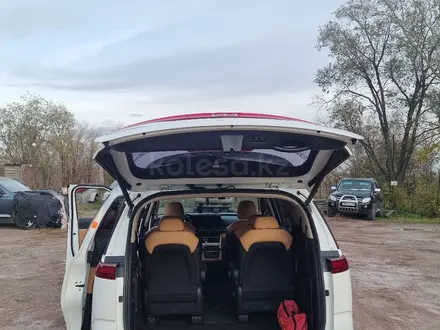 Kia Carnival 2022 года за 21 000 000 тг. в Астана – фото 28