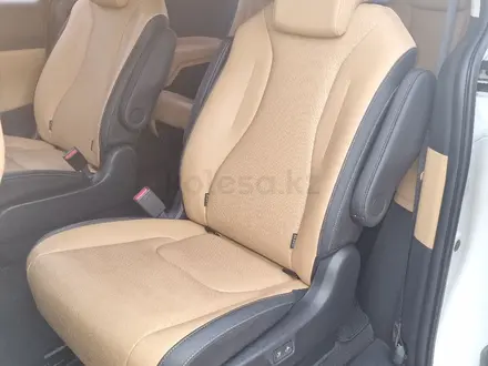 Kia Carnival 2022 года за 21 000 000 тг. в Астана – фото 30