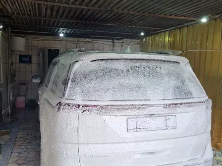 Kia Carnival 2022 года за 21 000 000 тг. в Астана – фото 39