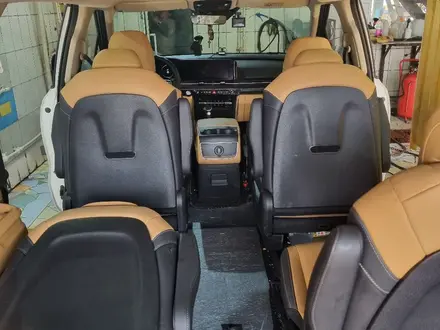 Kia Carnival 2022 года за 21 000 000 тг. в Астана – фото 43