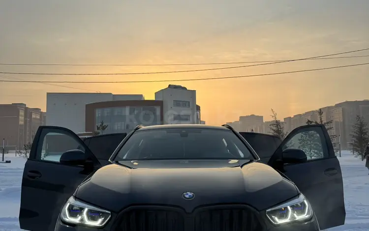 BMW X6 2021 года за 44 400 000 тг. в Астана