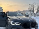 BMW X6 2021 года за 44 500 000 тг. в Астана – фото 2