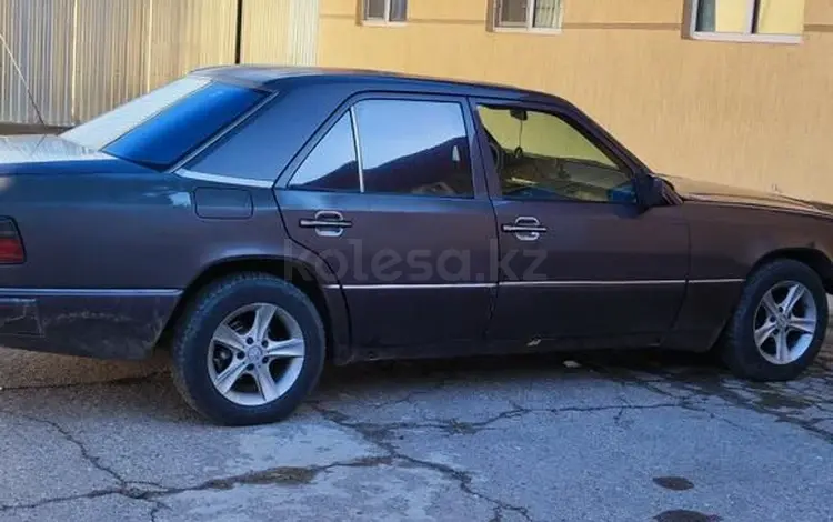 Mercedes-Benz E 260 1991 годаүшін1 000 000 тг. в Тараз