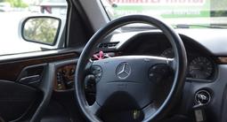 Mercedes-Benz E 320 2000 годаүшін5 300 000 тг. в Караганда – фото 4