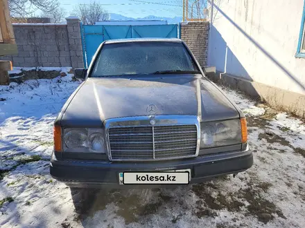 Mercedes-Benz E 200 1992 года за 1 100 000 тг. в Мерке