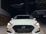 Hyundai Sonata 2018 годаүшін9 400 000 тг. в Алматы