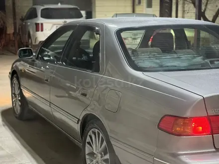 Toyota Camry 2000 года за 5 500 000 тг. в Туркестан – фото 12