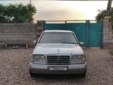 Mercedes-Benz E 280 1993 года за 2 000 000 тг. в Алматы