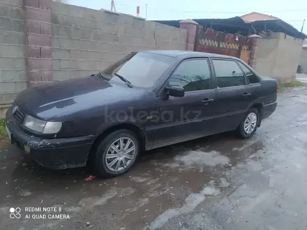 Volkswagen Passat 1995 года за 680 000 тг. в Алматы – фото 4